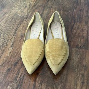 Gold flats